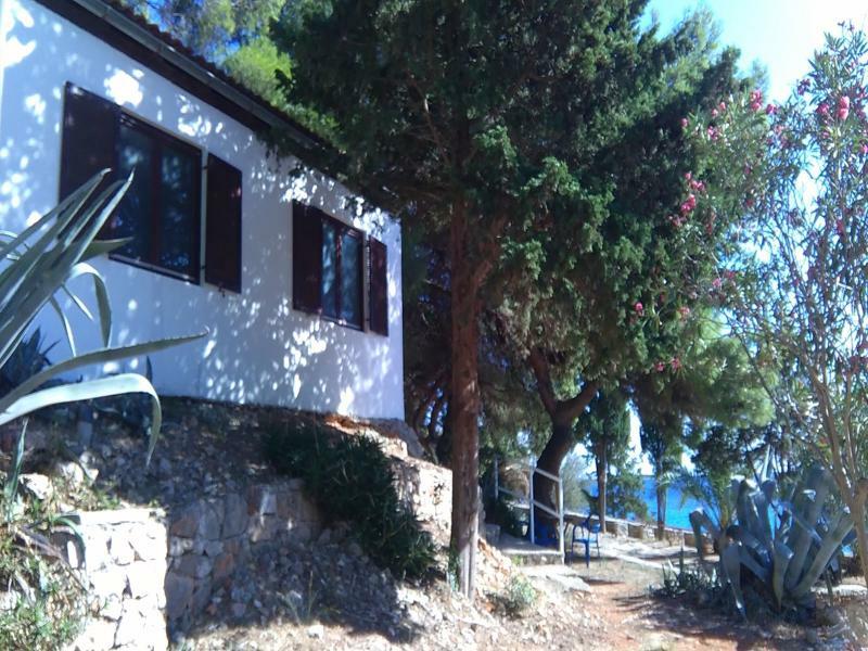 Tourist Resort Milna Vis Zewnętrze zdjęcie